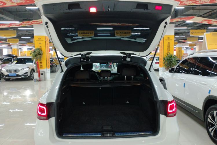 Used Mercedes-Benz GLC 2020 GLC 260 L 4MATIC Luxury Model
