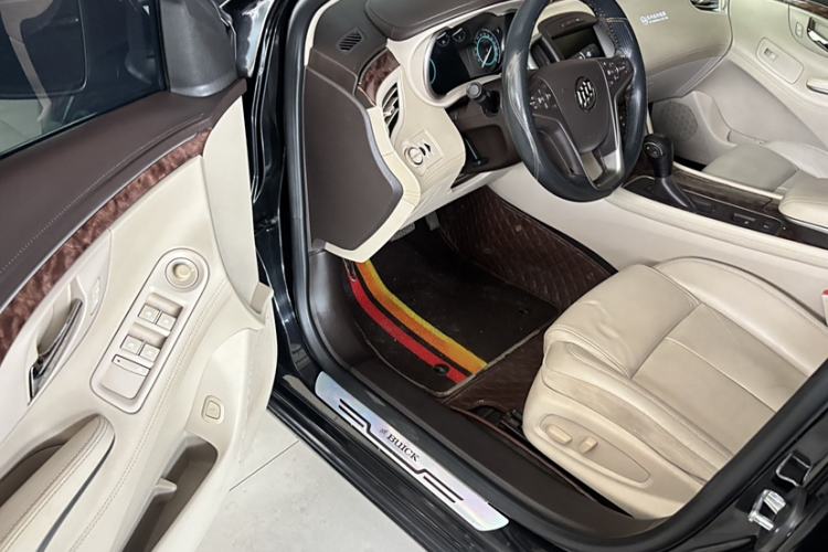 Used Buick LaCrosse 2013 2.4L SIDI Leading Comfort Version
