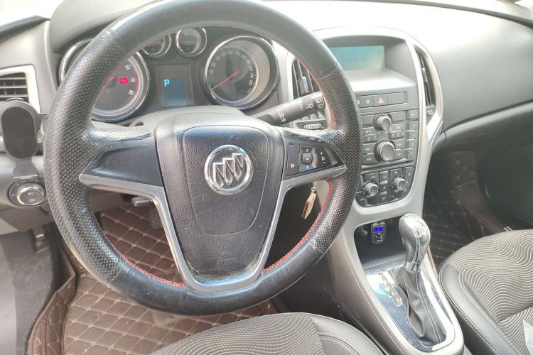 Used Buick GT 2014 XT 1.6L Automatic Fashion Edition
