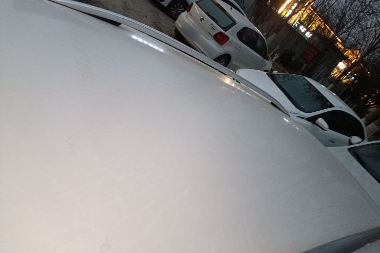 Used Volkswagen Gran Lavida 2013 1.6L Manual Fashion Model
