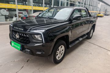 Used Sinotruk BOLDEN 2024 Commercial 2.0T Manual Diesel 4x4 Long Wheelbase Youth Edition