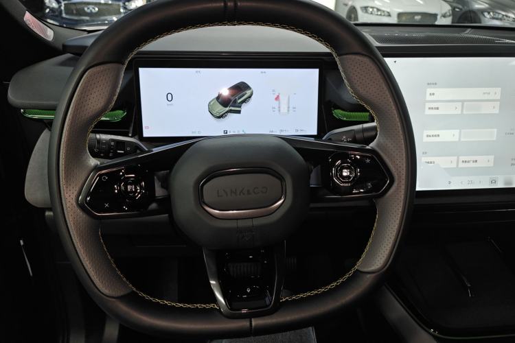 Used Lynk & Co 08 EM-P 2023 120km Long-Range Pro
