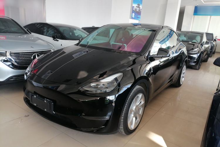 Used Tesla Model Y 2021 Long-Range All-Wheel-Drive Version 3D7