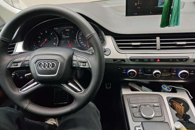 Used Audi Q7 2019 2.0T Standard Model Middle East
