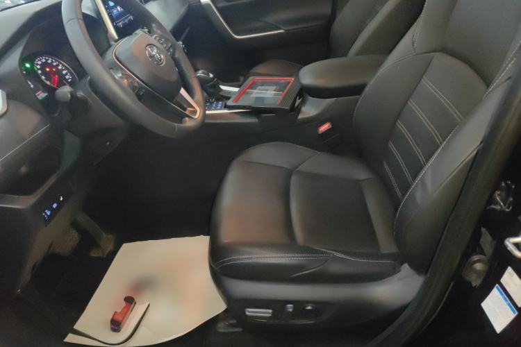 Used Toyota Wildlander 2022 2.0L CVT Four-Wheel Drive Luxury Edition
