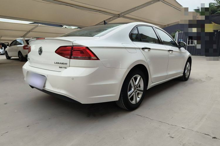 Used Volkswagen Lamando 2018 230TSI DSG Fashion Edition
