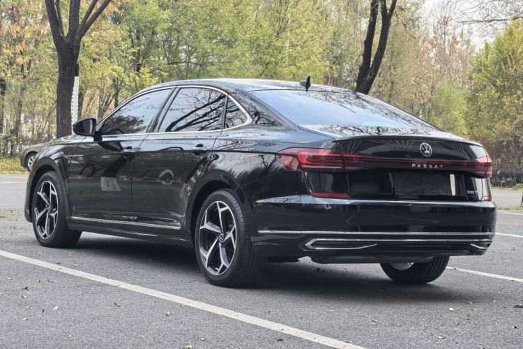 Used Volkswagen Passat 2023 Restyled 330TSI Starry Luxury Edition
