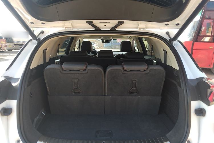 Used BYD Tang New Energy 2018 DM 2.0T All-Wheel Drive Smart Connectivity Luxury Model 7 Seats China V Emission Standard