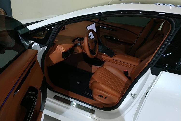 Used  GT 2024 Global Model 710 Ultra-High-Voltage LiDAR Edition
