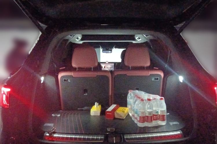 Used Hima AITO M8 2025 Extended-Range Max+ Version 53.4 kWh 6-Seater Edition
