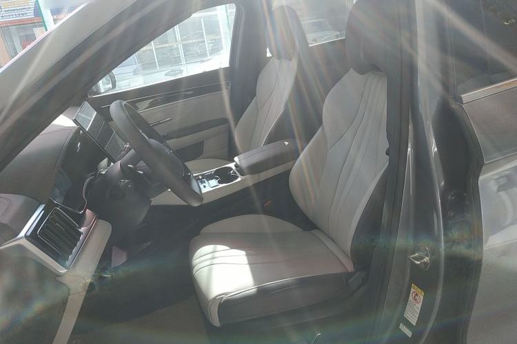 Used BYD Song PLUS New Energy 2025 EV Intelligent Driving Version 520km Premium Model
