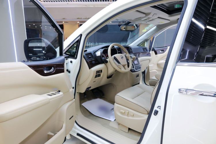 Used Nissan Quest 2015 3.5L SL
