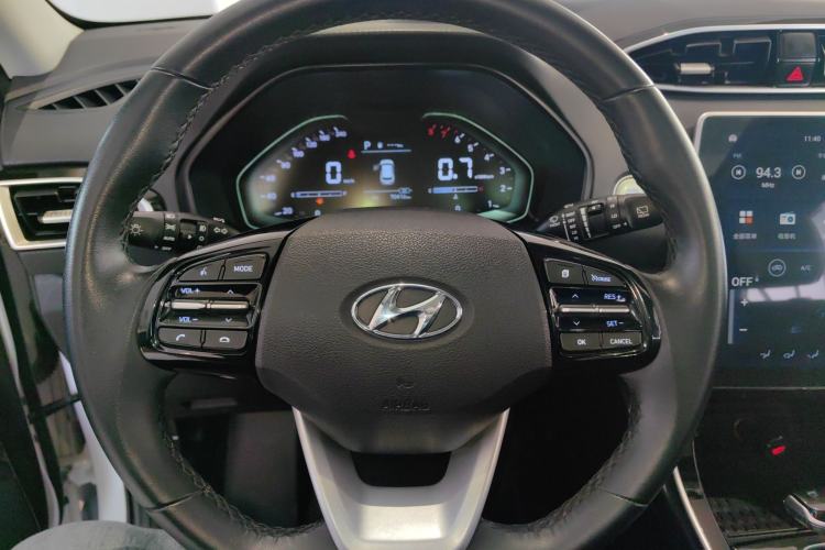 Used Hyundai ix25 2020 1.5L CVT GLS Smart Model
