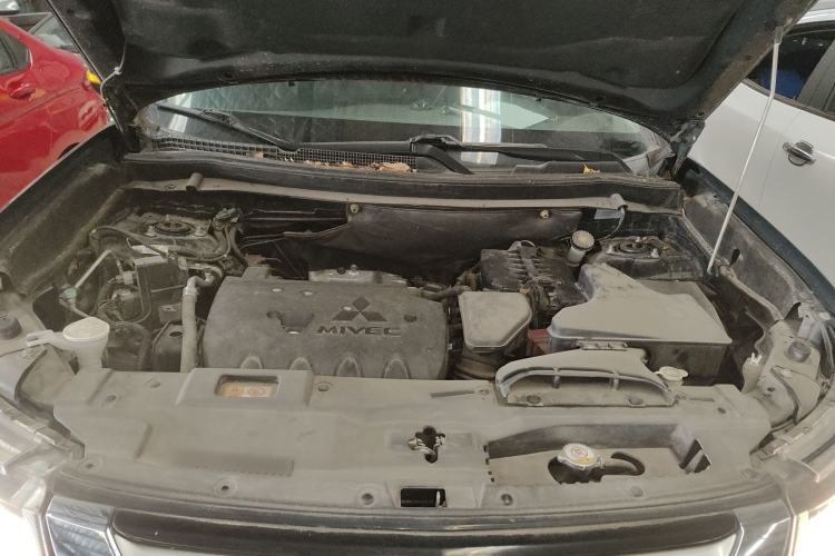 Used Mitsubishi Outlander 2018 2.0L Two-Wheel Drive Glory Edition 5 Seats