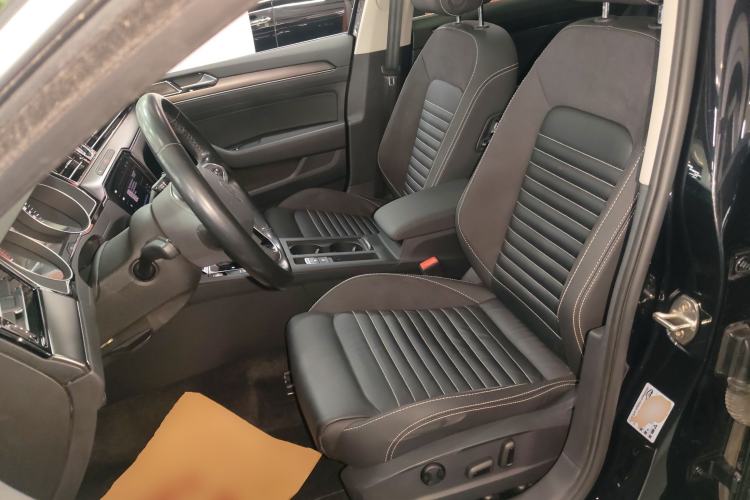 Used Volkswagen Magotan 2020 330TSI DSG Leading Model
