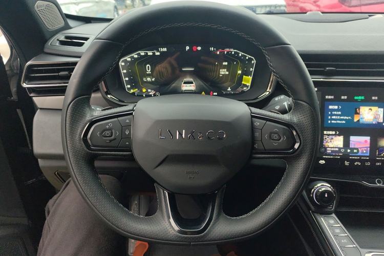 Used Lynk & Co 01 2021 2.0TD Four-Wheel Drive Dark Night Edition
