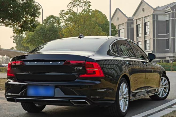 Used Volvo S90 2020 Facelifted T5 Zhiyi Luxury Edition