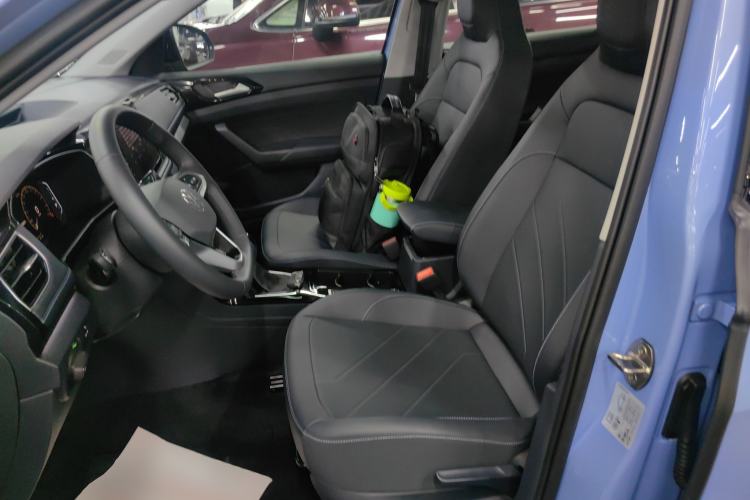 Used Volkswagen Tharu 2025 NewRui 300TSI Prestige Edition
