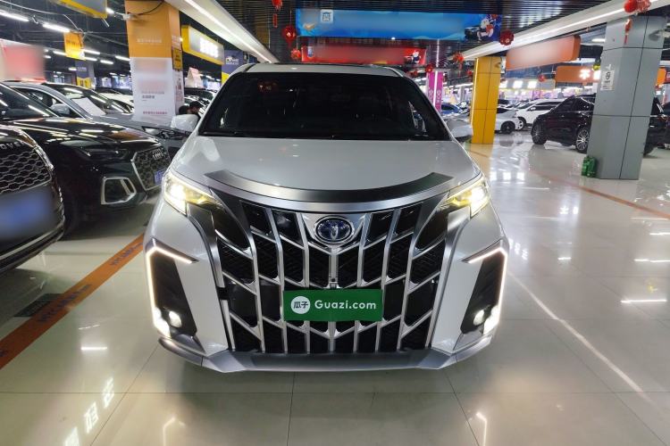 Used Toyota Granvia 2022 2.5L Hybrid Flagship Edition