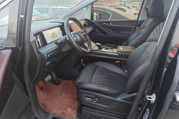 Used GAC Trumpchi M8 2024 Master Series 400T Prestige Edition
