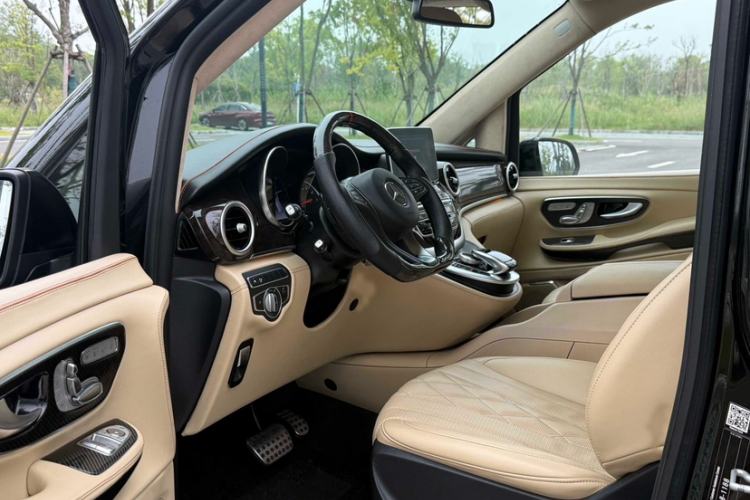 Used Mercedes-Benz V-Class 2018 V 260 L Prestige Extended Version China VI