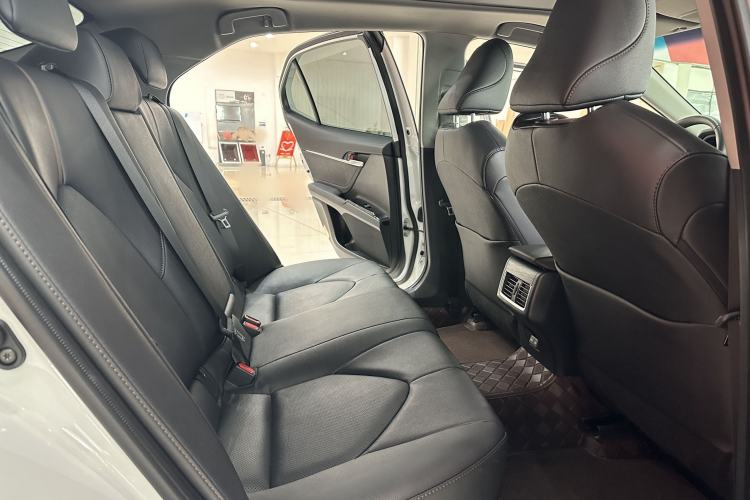 Used Toyota Camry 2023 2.5G Luxury Edition
