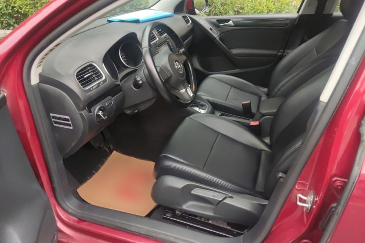 Used Volkswagen Golf 2012 1.6L Automatic Comfort Model
