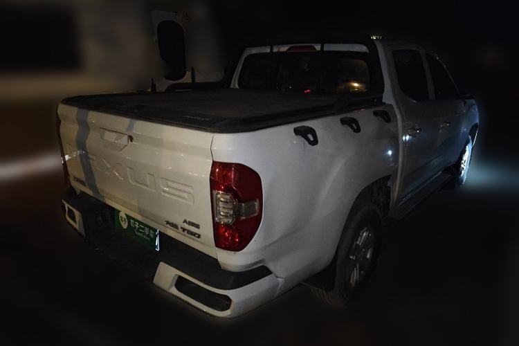 Used SAIC MAXUS T60 2017 2.4L Gasoline Manual Transmission Two-Wheel Drive High Ground Clearance Comfort Edition Standard Cabin