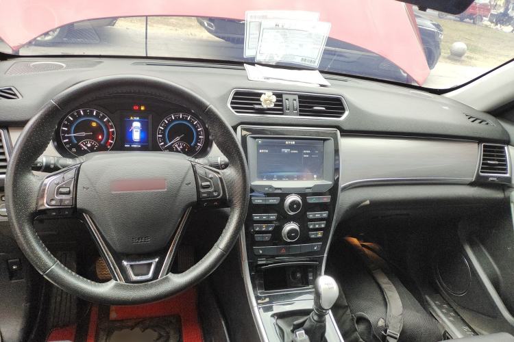 Used Haval H2 2014 1.5T Manual Two-Wheel Drive Elite Edition
