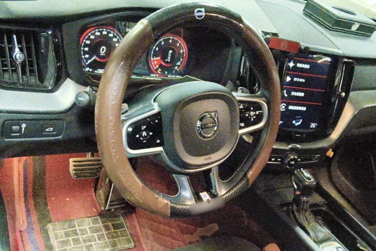 Used Volvo XC60 2019 T5 4x4 Zhiyuan Sport Edition China V Standard