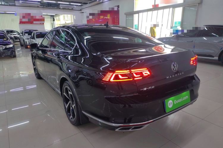 Used Volkswagen Magotan 2025 Zhongxiang Version 330TSI DSG Luxury Edition
