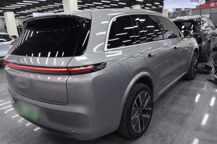 Used Li Auto L8 2023 Pro Model
