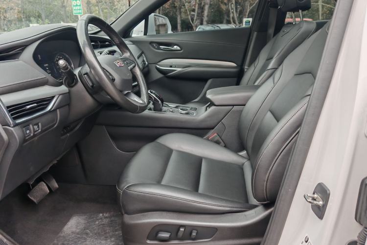 Used Cadillac XT4 2021 28T Two-Wheel Drive Luxury Version