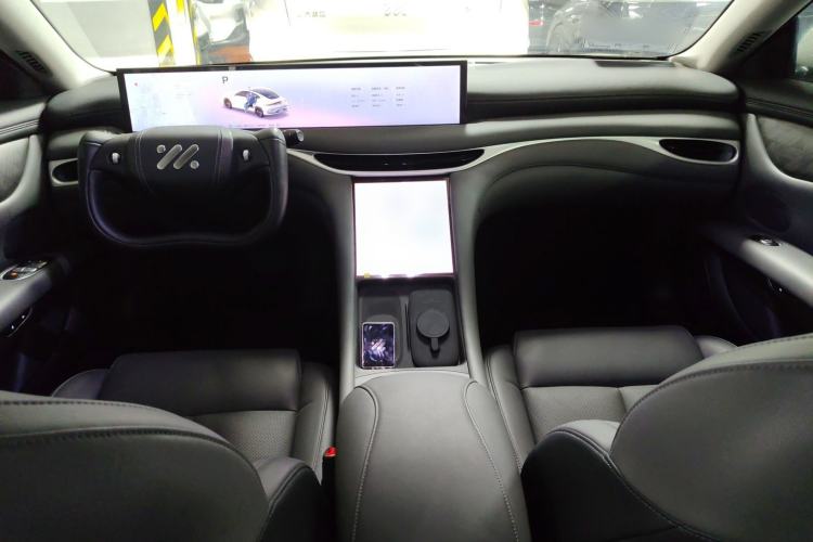 Used  L6 2024 Max Standard Edition
