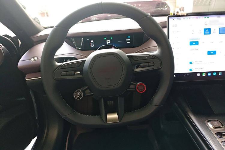 Used  SU7 2024 Rear-Drive Ultra-Long Range Advanced Pro-Level Intelligent Driving Version
