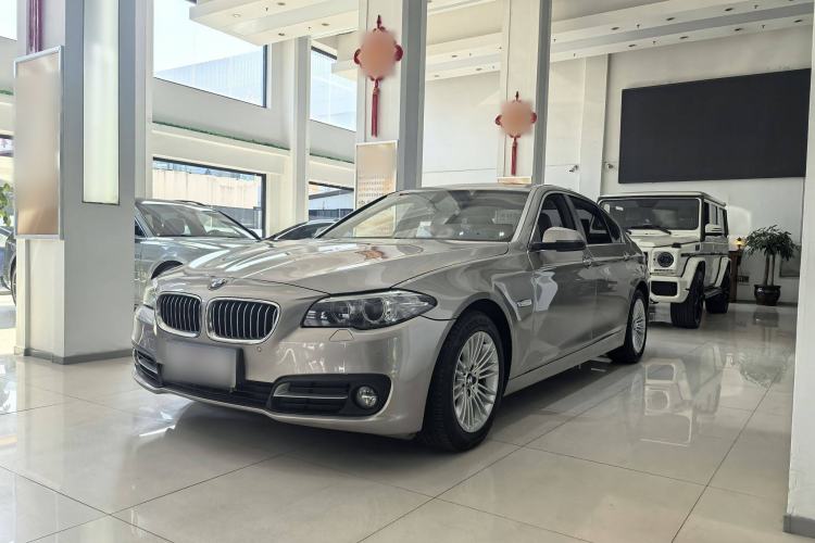 Used BMW 5 Series 2014 525Li Leading Model
