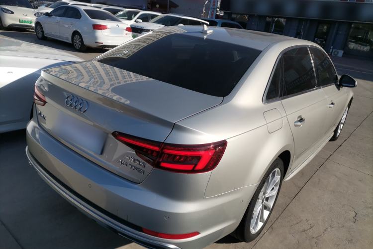 Used Audi A4L 2019 40 TFSI Fashion Edition China VI Emission Standard
