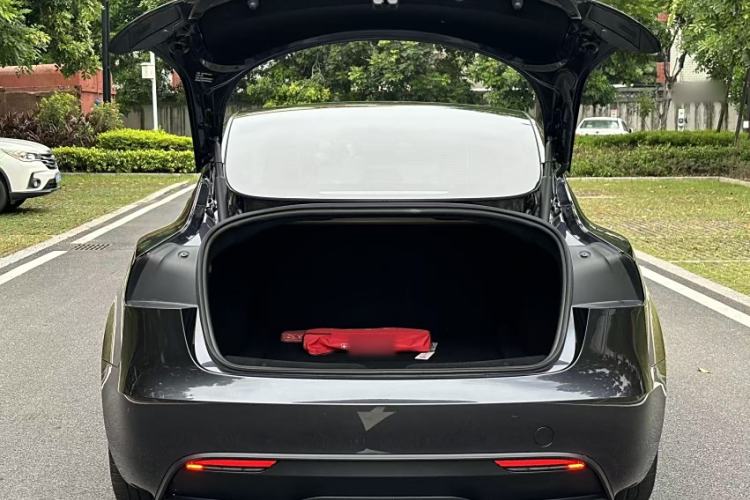 Used Tesla Model 3 2023 Rear-Wheel-Drive Version
