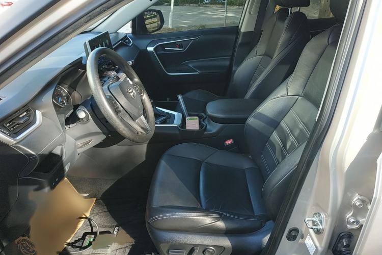 Used Toyota Wildlander 2020 Dual-Engine 2.5L E-CVT Two-Wheel Drive Luxury Edition
