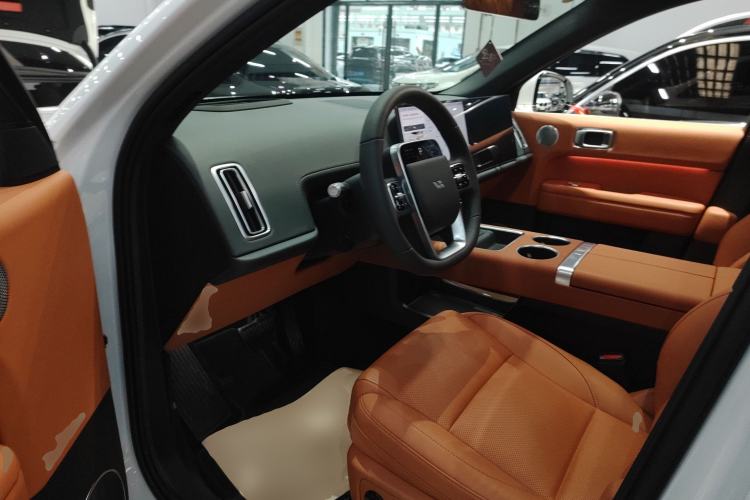 Used Li Auto L6 2025 Pro Smart Refresh Edition
