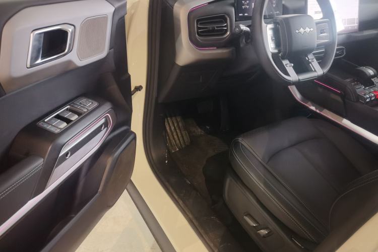 Used  Titanium 3 2025 501 km All-Wheel Drive Intelligent Driving Max Edition
