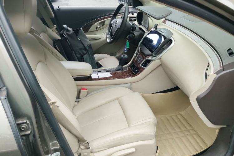 Used Buick LaCrosse 2013 2.4L SIDI Leading Comfort Version