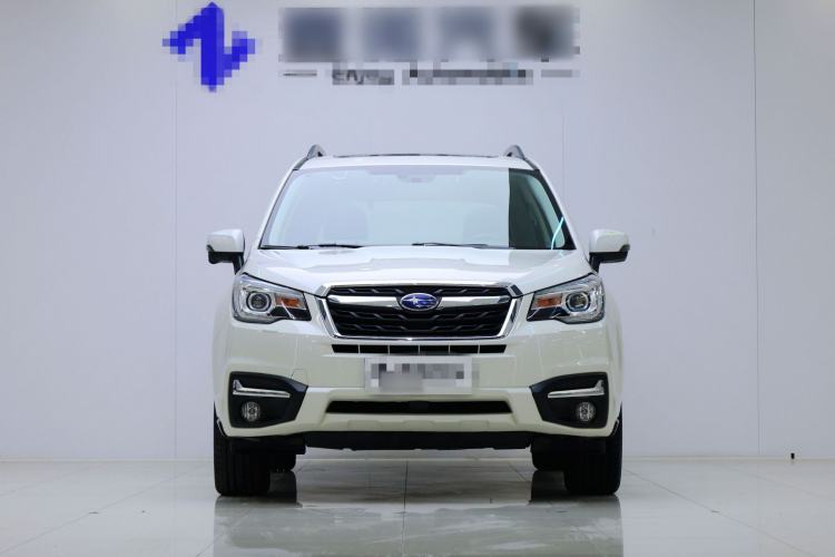 Used Subaru Forester 2018 2.5i Luxury Navigation Edition with EyeSight
