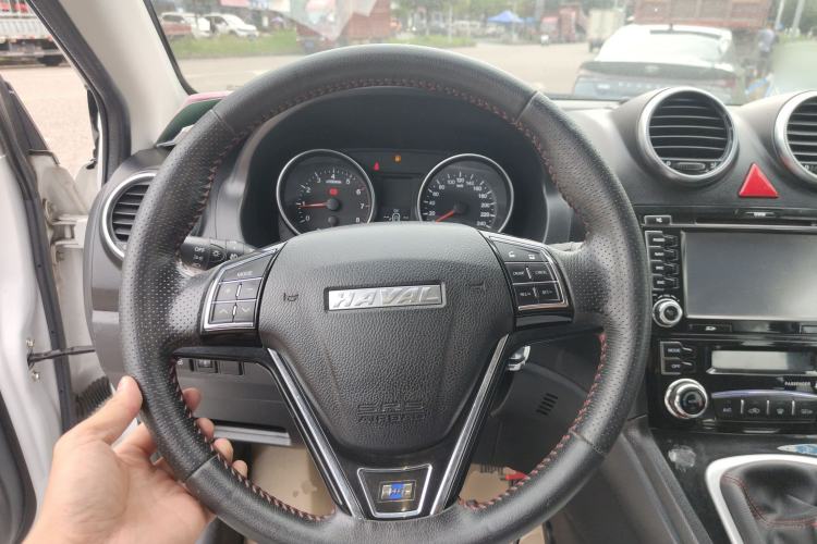 Used Haval H6 2016 Upgraded Model 1.5T Manual Two-Wheel Drive Elite Version
