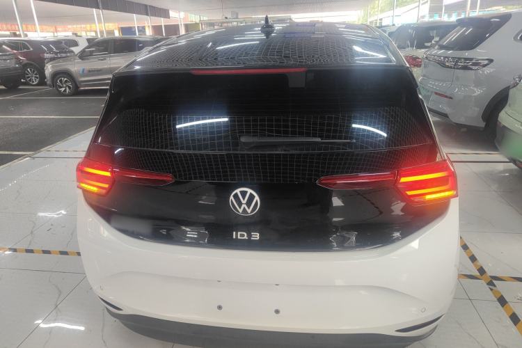 Used Volkswagen ID.3 2025 Smart Version Pure & Intelligent Enjoyment Edition

