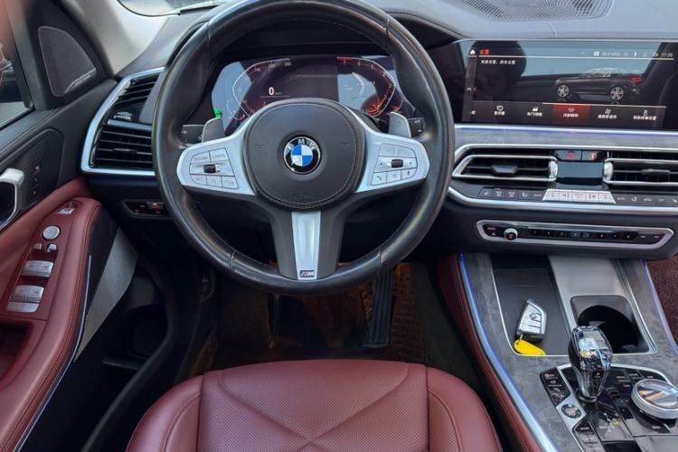 Used BMW X5 2022 Restyled xDrive 30Li Luxury Version M Sport Package
