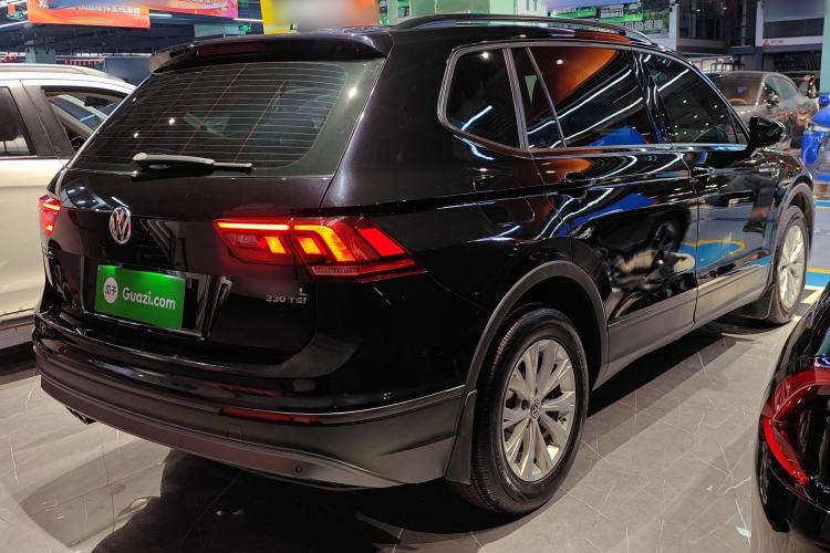 Used Volkswagen Tiguan L 2017 330TSI Automatic Two-Wheel Drive Luxury Edition
