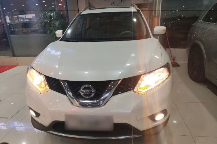 Used Nissan X-Trail 2014 2.5L CVT Luxury Edition 4WD
