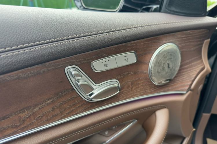 Used Mercedes-Benz E-Class 2019 E 260 L 4MATIC
