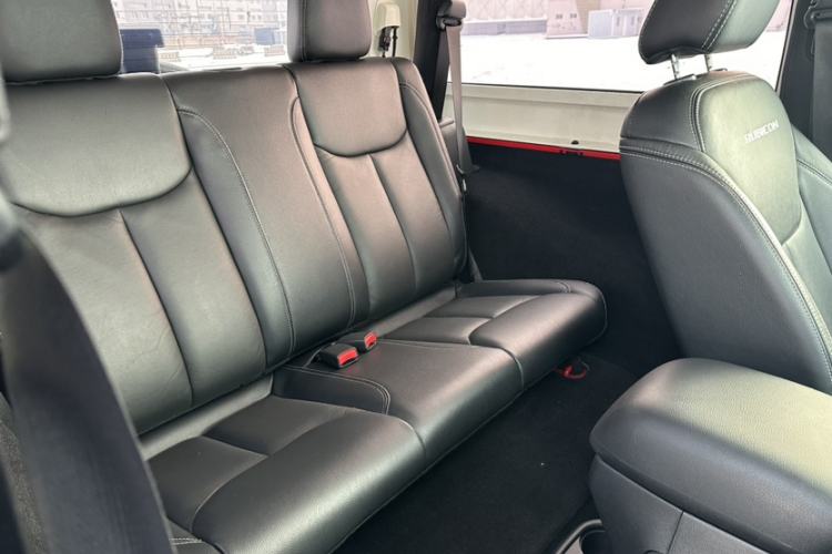 Used  Wrangler 2015 3.6L Rubicon Two-Door Comfort Edition
